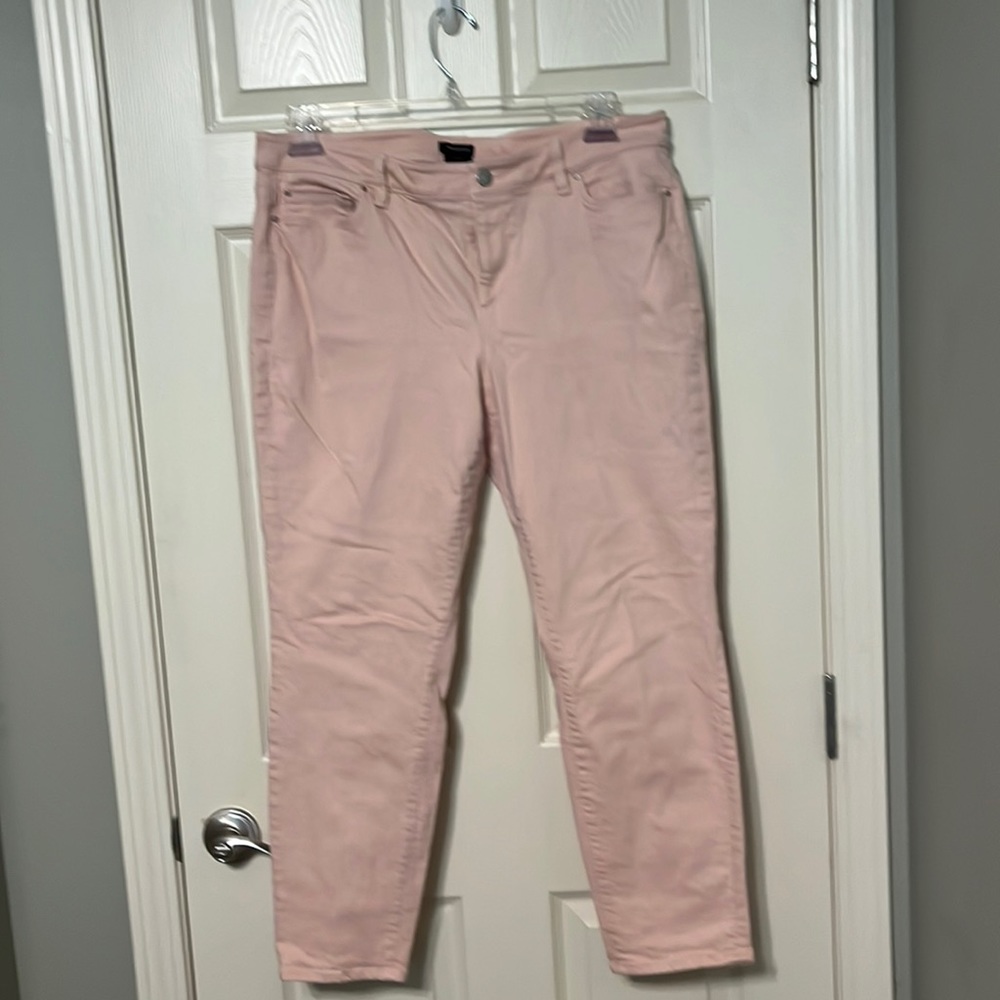 Ann Taylor pink curvy jeans
